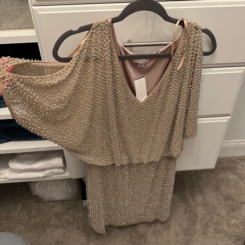 Formal dress. Cache Cold shoulder bat wing style sleeve. NWT.